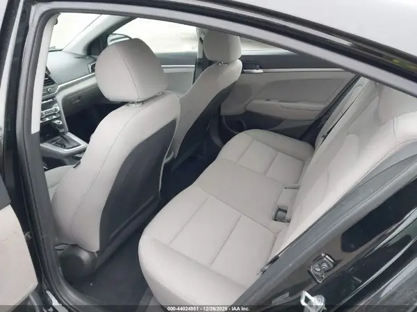 KMHD74LF9LU001659 2020 HYUNDAI ELANTRA - Image 8