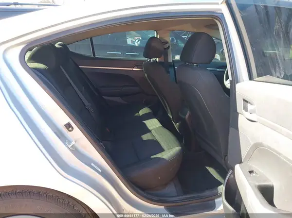 KMHD74LF9LU017408 2020 HYUNDAI ELANTRA - Image 8