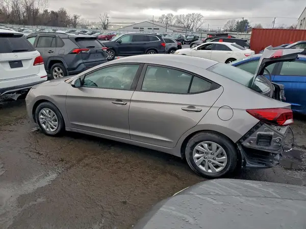 KMHD74LF9LU943646 2020 HYUNDAI ELANTRA - Image 2