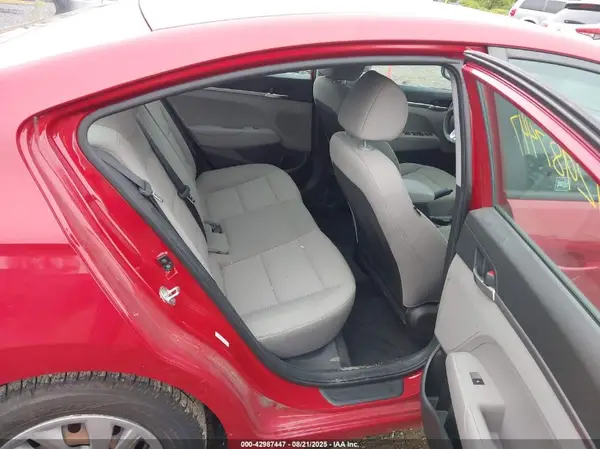 KMHD74LF9LU995486 2020 HYUNDAI ELANTRA - Image 8