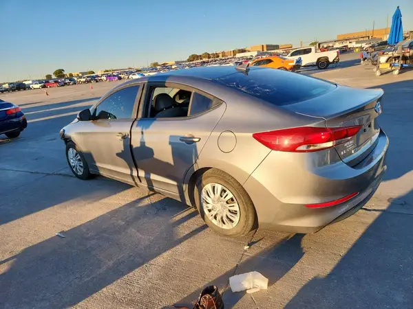 KMHD74LFXHU089595 2017 HYUNDAI ELANTRA - Image 2