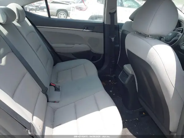 KMHD74LFXHU092061 2017 HYUNDAI ELANTRA - Image 8