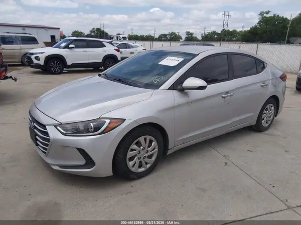 KMHD74LFXHU098359 2017 HYUNDAI ELANTRA - Image 2