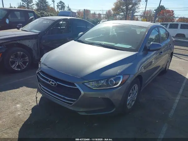 KMHD74LFXHU114494 2017 HYUNDAI ELANTRA - Image 2