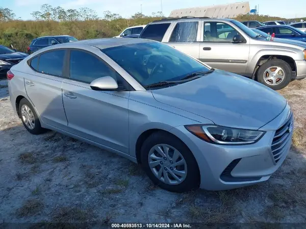 KMHD74LFXHU135118 2017 HYUNDAI ELANTRA - Image 1