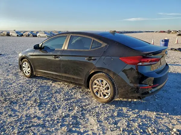 KMHD74LFXHU156566 2017 HYUNDAI ELANTRA - Image 2