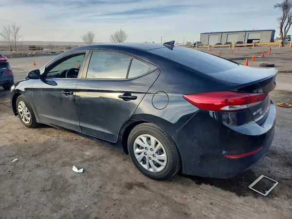 KMHD74LFXHU173500 2017 HYUNDAI ELANTRA - Image 2