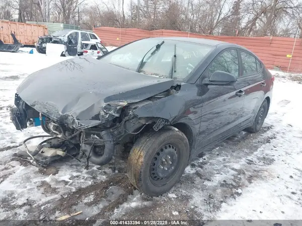KMHD74LFXHU207158 2017 HYUNDAI ELANTRA - Image 2
