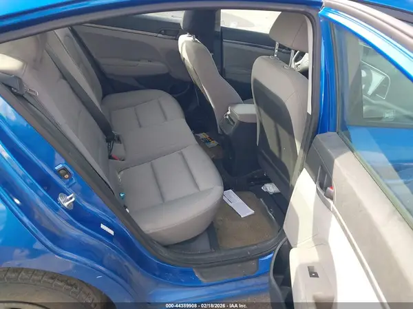 KMHD74LFXHU338753 2017 HYUNDAI ELANTRA - Image 8