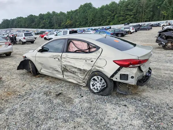 KMHD74LFXHU357416 2017 HYUNDAI ELANTRA - Image 2
