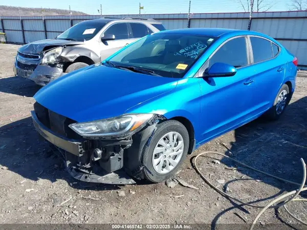 KMHD74LFXHU357805 2017 HYUNDAI ELANTRA - Image 2