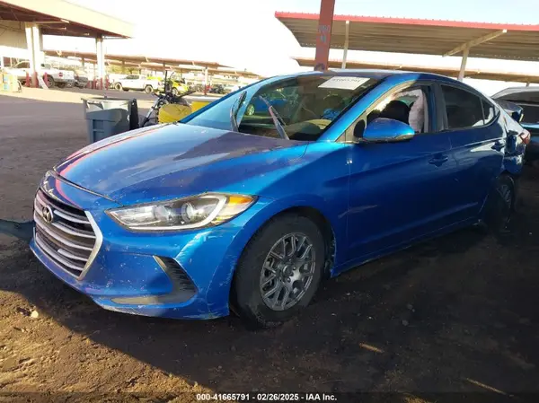 KMHD74LFXHU358727 2017 HYUNDAI ELANTRA - Image 2