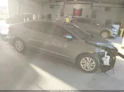 KMHD74LFXHU368240 2017 HYUNDAI ELANTRA