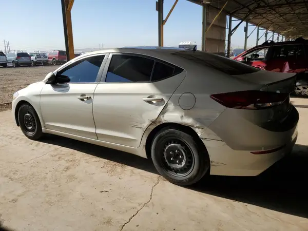 KMHD74LFXHU395440 2017 HYUNDAI ELANTRA - Image 2