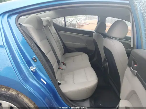 KMHD74LFXHU396359 2017 HYUNDAI ELANTRA - Image 8