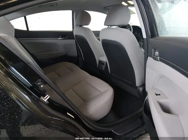 KMHD74LFXHU396779 2017 HYUNDAI ELANTRA - Image 8