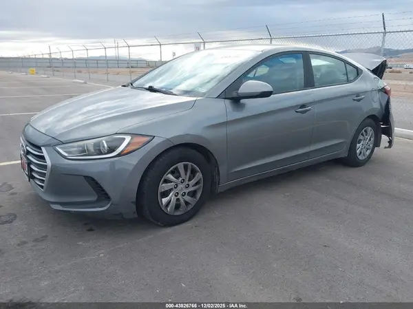KMHD74LFXHU408719 2017 HYUNDAI ELANTRA - Image 2