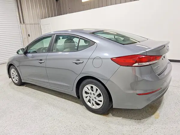 KMHD74LFXJU441841 2018 HYUNDAI ELANTRA - Image 2