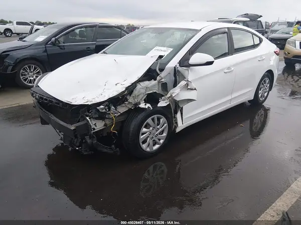 KMHD74LFXJU446103 2018 HYUNDAI ELANTRA - Image 2
