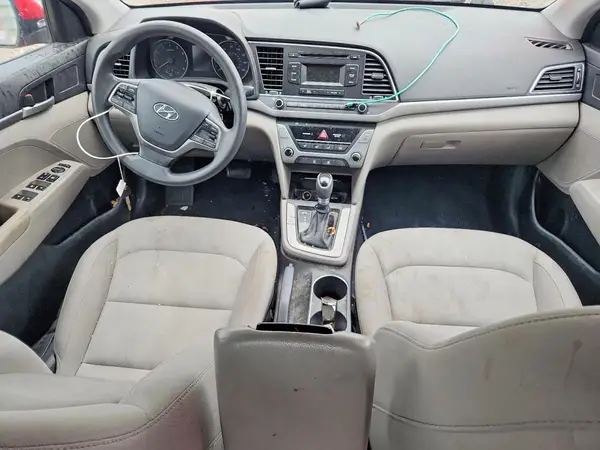 KMHD74LFXJU453911 2018 HYUNDAI ELANTRA - Image 8