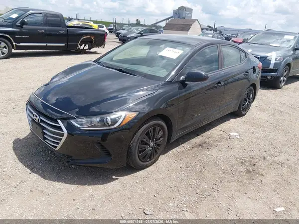 KMHD74LFXJU469882 2018 HYUNDAI ELANTRA - Image 2