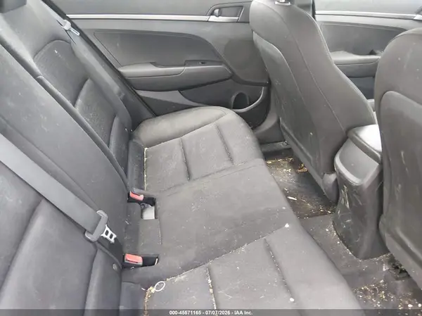 KMHD74LFXJU469882 2018 HYUNDAI ELANTRA - Image 8