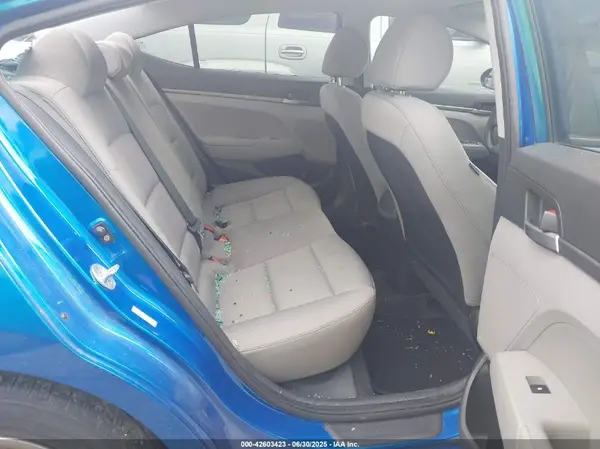 KMHD74LFXJU472958 2018 HYUNDAI ELANTRA - Image 8