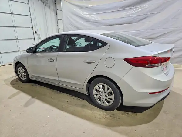 KMHD74LFXJU489467 2018 HYUNDAI ELANTRA - Image 2