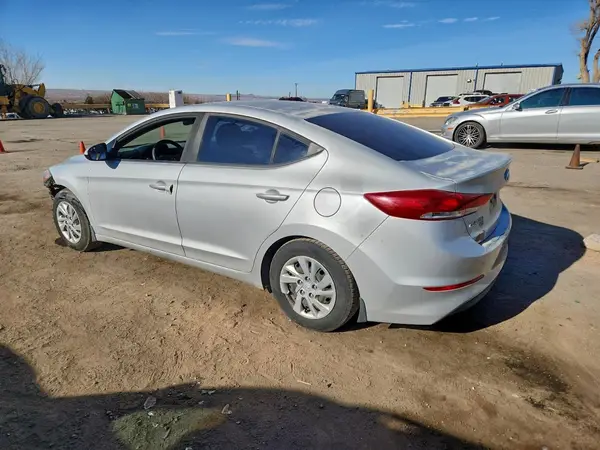 KMHD74LFXJU524024 2018 HYUNDAI ELANTRA - Image 2