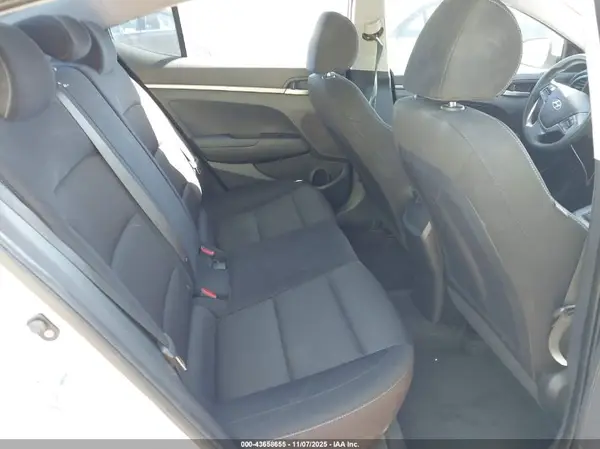 KMHD74LFXJU609428 2018 HYUNDAI ELANTRA - Image 8
