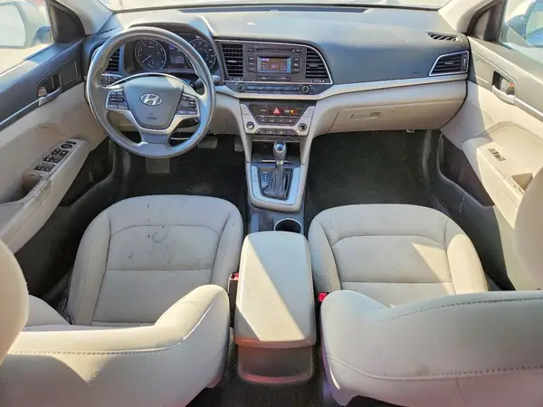 KMHD74LFXJU646141 2018 HYUNDAI ELANTRA - Image 8