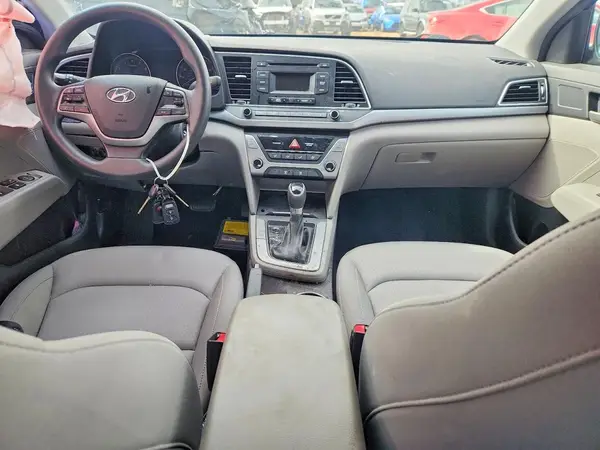 KMHD74LFXJU685666 2018 HYUNDAI ELANTRA - Image 8