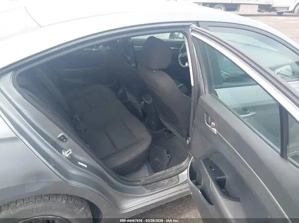 KMHD74LFXKU778401 2019 HYUNDAI ELANTRA - Image 8