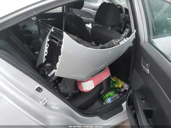 KMHD74LFXKU789057 2019 HYUNDAI ELANTRA - Image 8