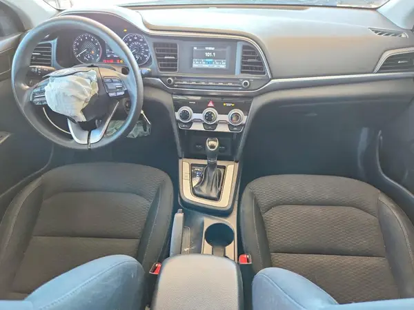 KMHD74LFXKU811378 2019 HYUNDAI ELANTRA - Image 8