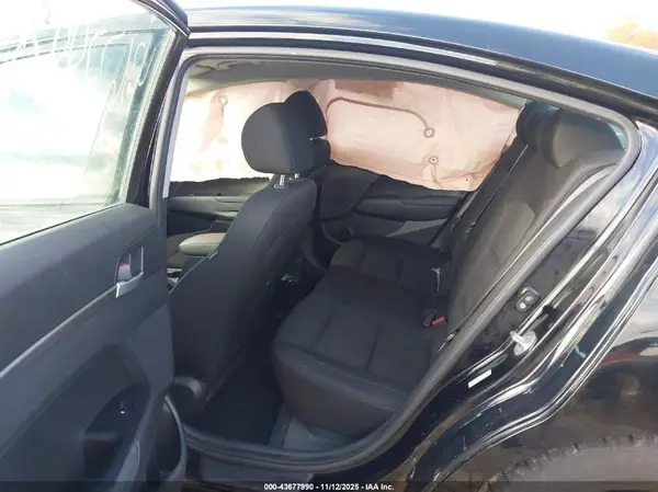 KMHD74LFXLU927875 2020 HYUNDAI ELANTRA - Image 8