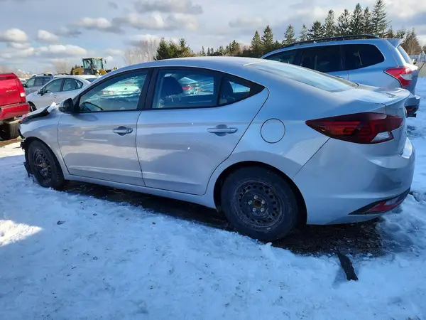 KMHD74LFXLU933286 2020 HYUNDAI ELANTRA - Image 2