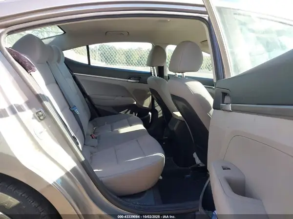 KMHD74LFXLU945034 2020 HYUNDAI ELANTRA - Image 8