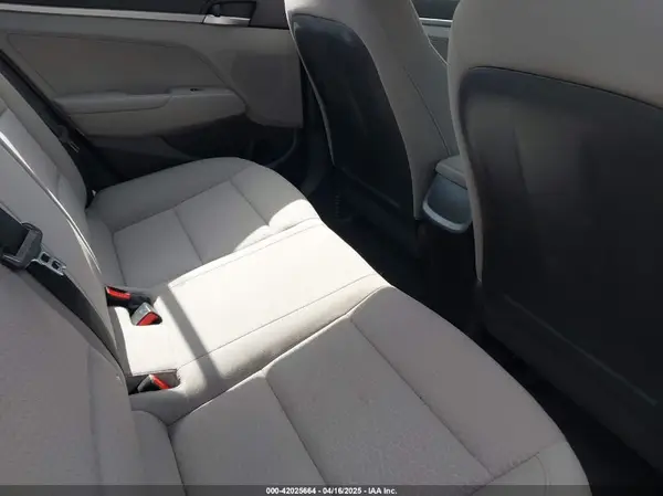 KMHD74LFXLU994444 2020 HYUNDAI ELANTRA - Image 8