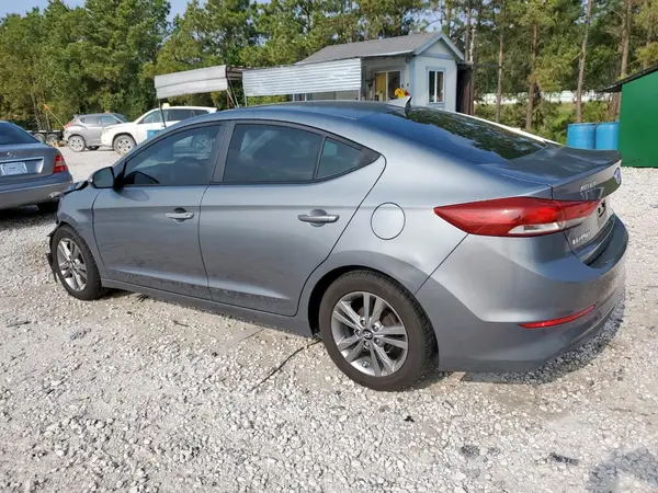 KMHD84LF0HU060801 2017 HYUNDAI ELANTRA - Image 2
