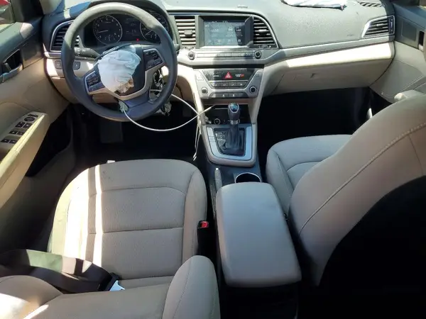 KMHD84LF0HU063083 2017 HYUNDAI ELANTRA - Image 8