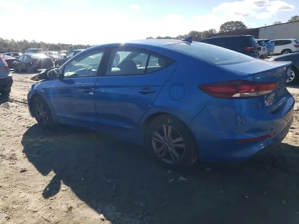 KMHD84LF0HU063777 2017 HYUNDAI ELANTRA - Image 2