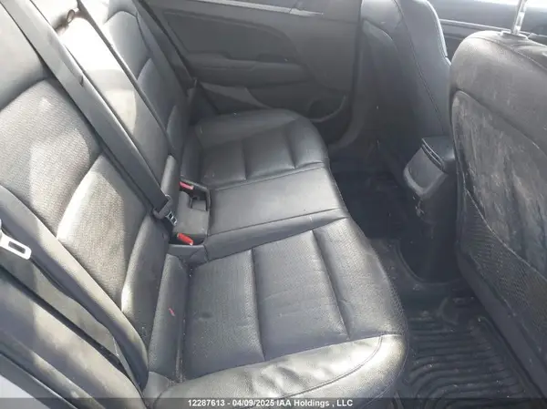 KMHD84LF0HU085696 2017 HYUNDAI ELANTRA - Image 8