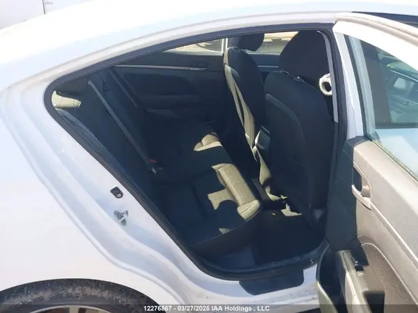 KMHD84LF0HU110600 2017 HYUNDAI ELANTRA - Image 8