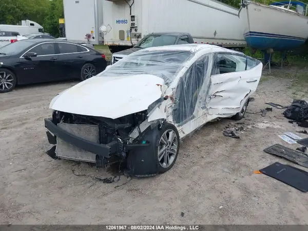 KMHD84LF0HU111004 2017 HYUNDAI ELANTRA - Image 2