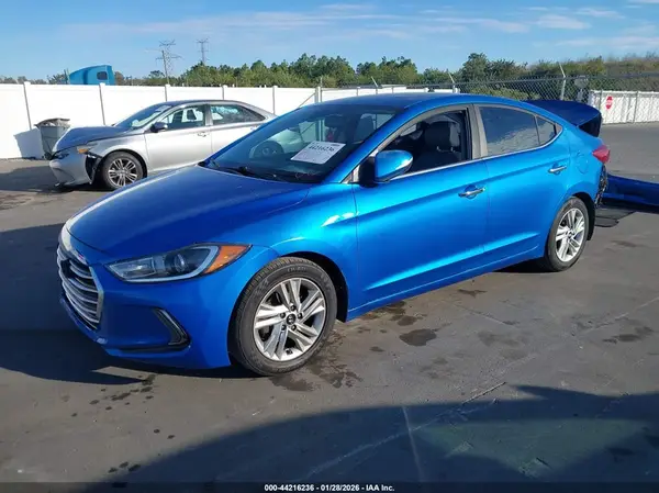 KMHD84LF0HU118535 2017 HYUNDAI ELANTRA - Image 2