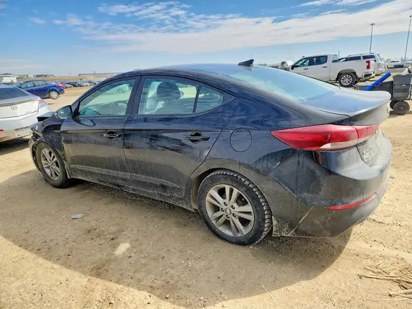 KMHD84LF0HU129390 2017 HYUNDAI ELANTRA - Image 2