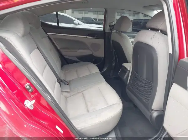 KMHD84LF0HU141846 2017 HYUNDAI ELANTRA - Image 8