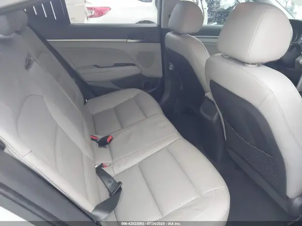 KMHD84LF0HU146965 2017 HYUNDAI ELANTRA - Image 8
