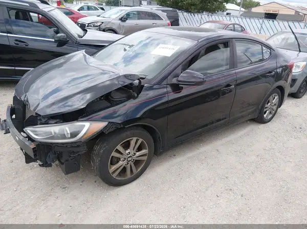 KMHD84LF0HU155892 2017 HYUNDAI ELANTRA - Image 2